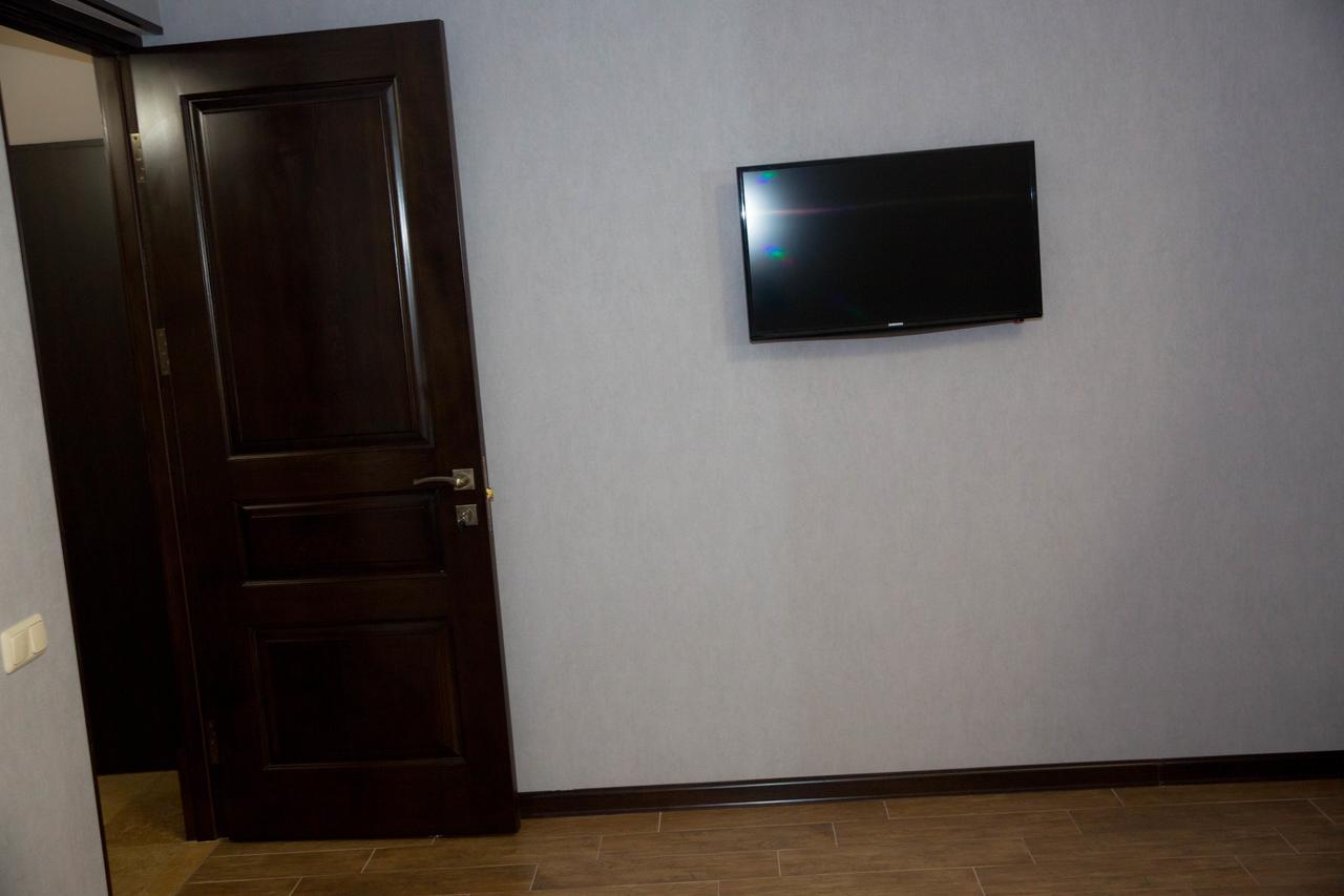 Eridana Hotel Ереван Екстериор снимка