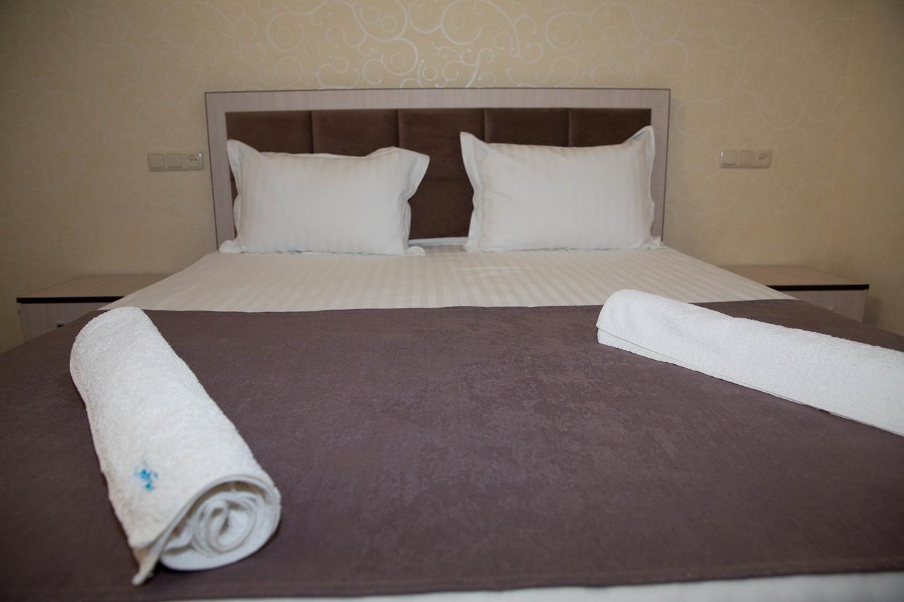 Eridana Hotel Ереван Екстериор снимка