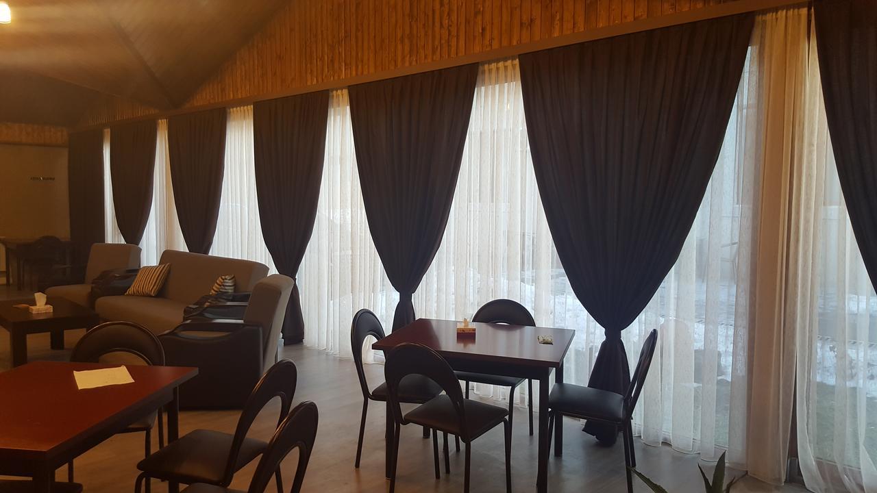 Eridana Hotel Ереван Екстериор снимка