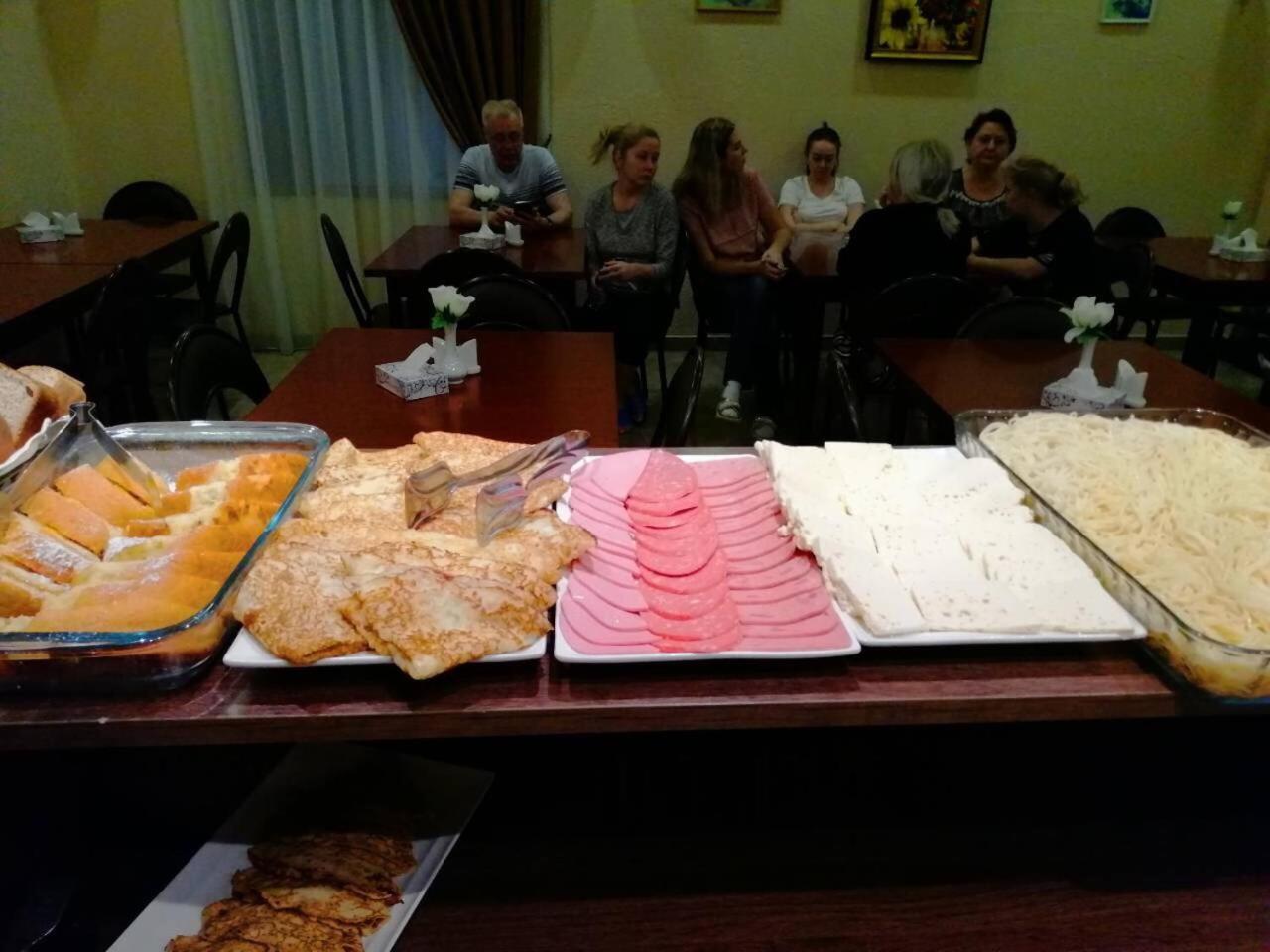 Eridana Hotel Ереван Екстериор снимка